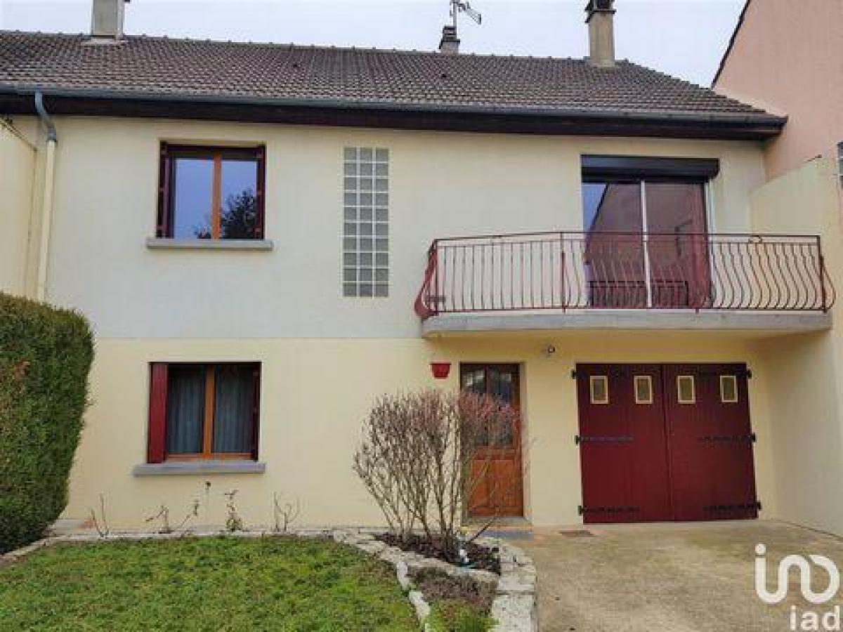 Picture of Home For Sale in Paron, Bourgogne, France