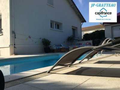 Home For Sale in Chatellerault, France