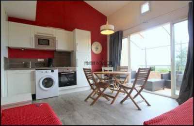 Condo For Sale in Mallemort, France