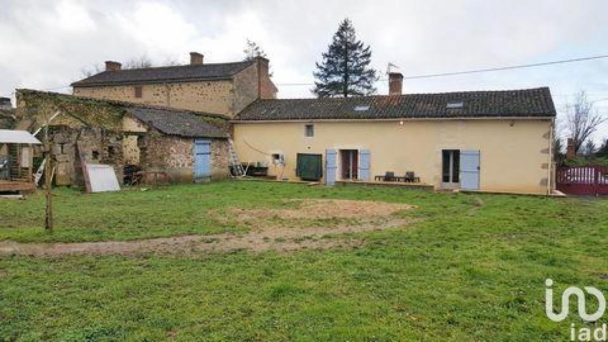 Picture of Home For Sale in Millac, Poitou Charentes, France