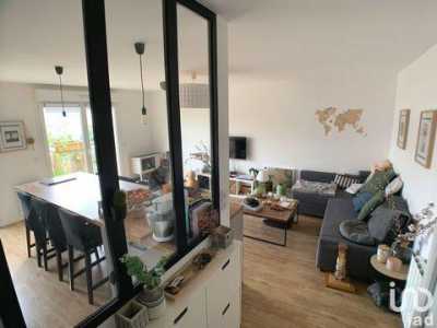 Condo For Sale in Merignac, France