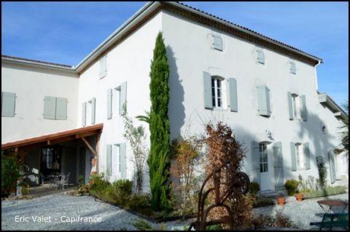 Picture of Home For Sale in Dax, Landes, France