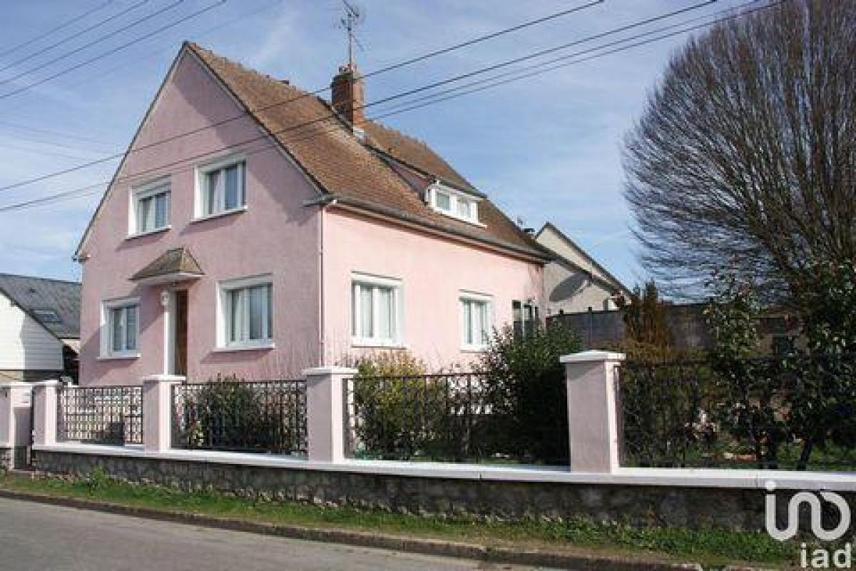 Picture of Home For Sale in Maintenon, Centre, France