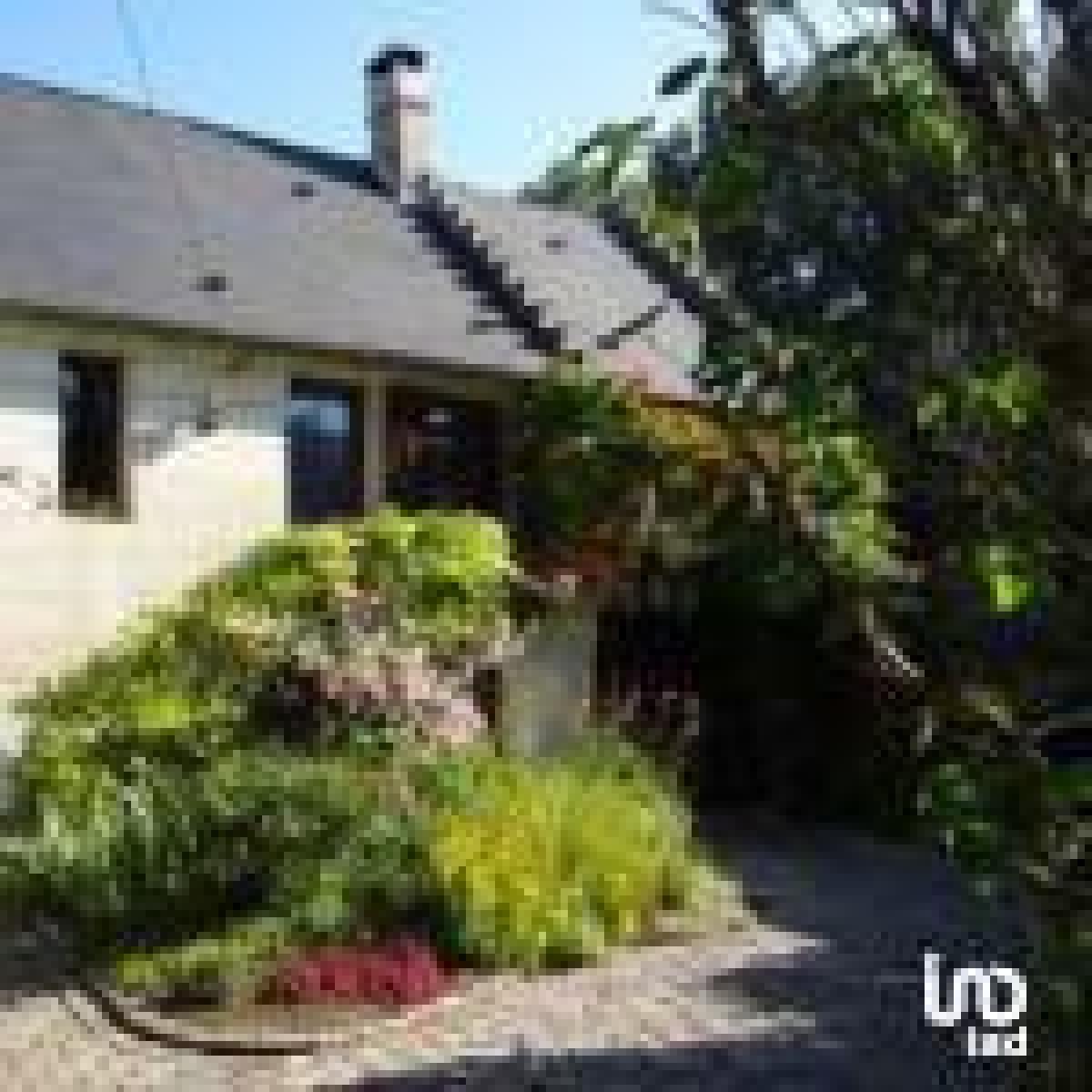 Picture of Home For Sale in Pierrefonds, Picardie, France
