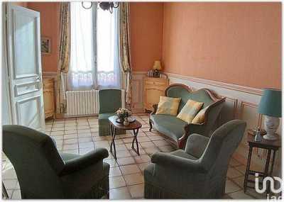 Home For Sale in Breteuil, France