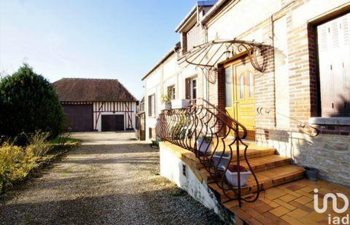 Picture of Home For Sale in Bouilly, Centre, France