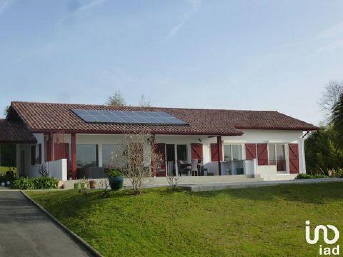 Picture of Home For Sale in Arcangues, Aquitaine, France