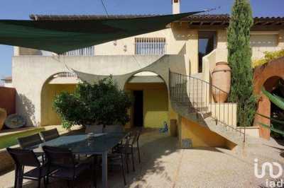 Home For Sale in Arles, France