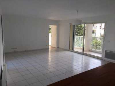 Condo For Sale in Merignac, France