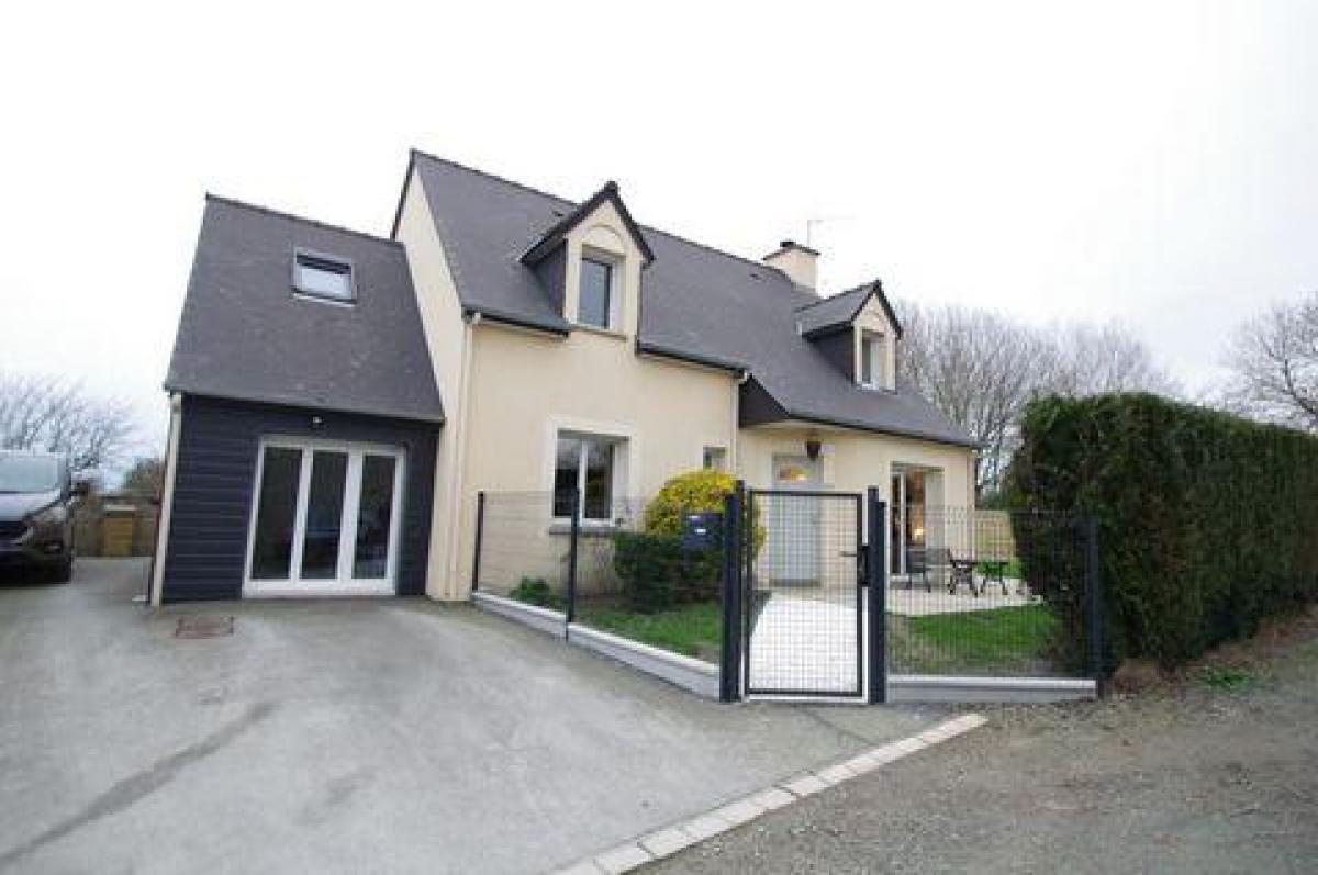 Picture of Home For Sale in Dinard, Bretagne, France