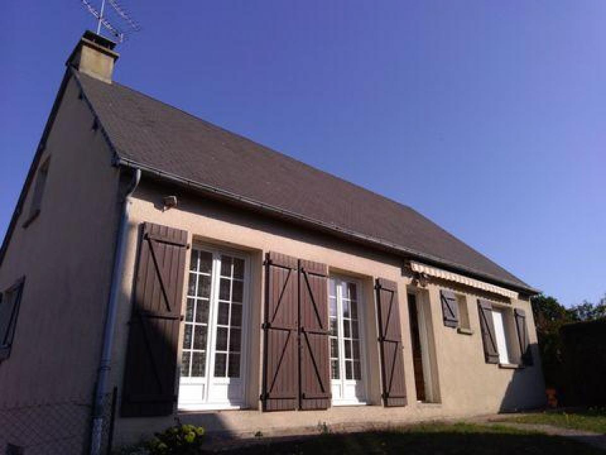 Picture of Home For Sale in Saint James, Manche, France