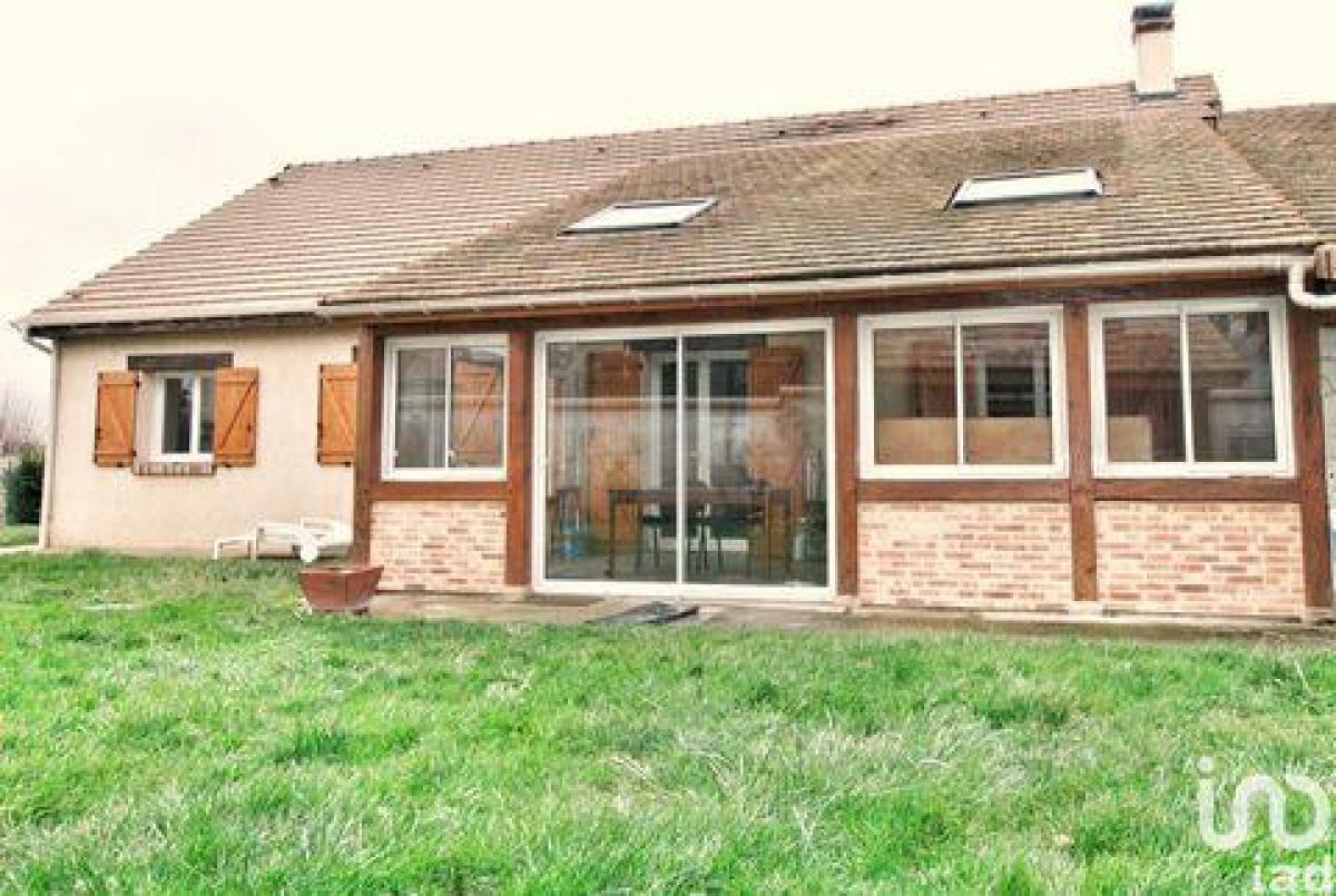 Picture of Home For Sale in Ailly, Lorraine, France