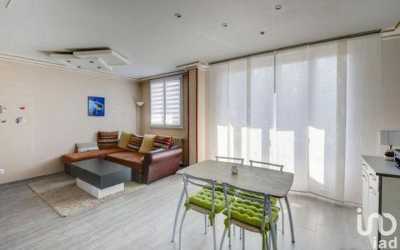 Condo For Sale in Saran, France