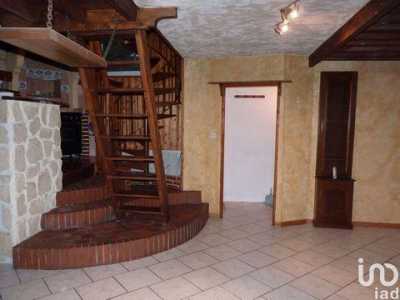 Condo For Sale in Avrechy, France