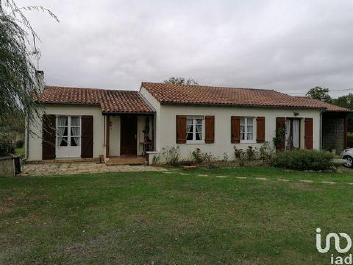 Picture of Home For Sale in Journet, Poitou Charentes, France