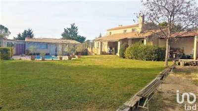 Home For Sale in Pertuis, France