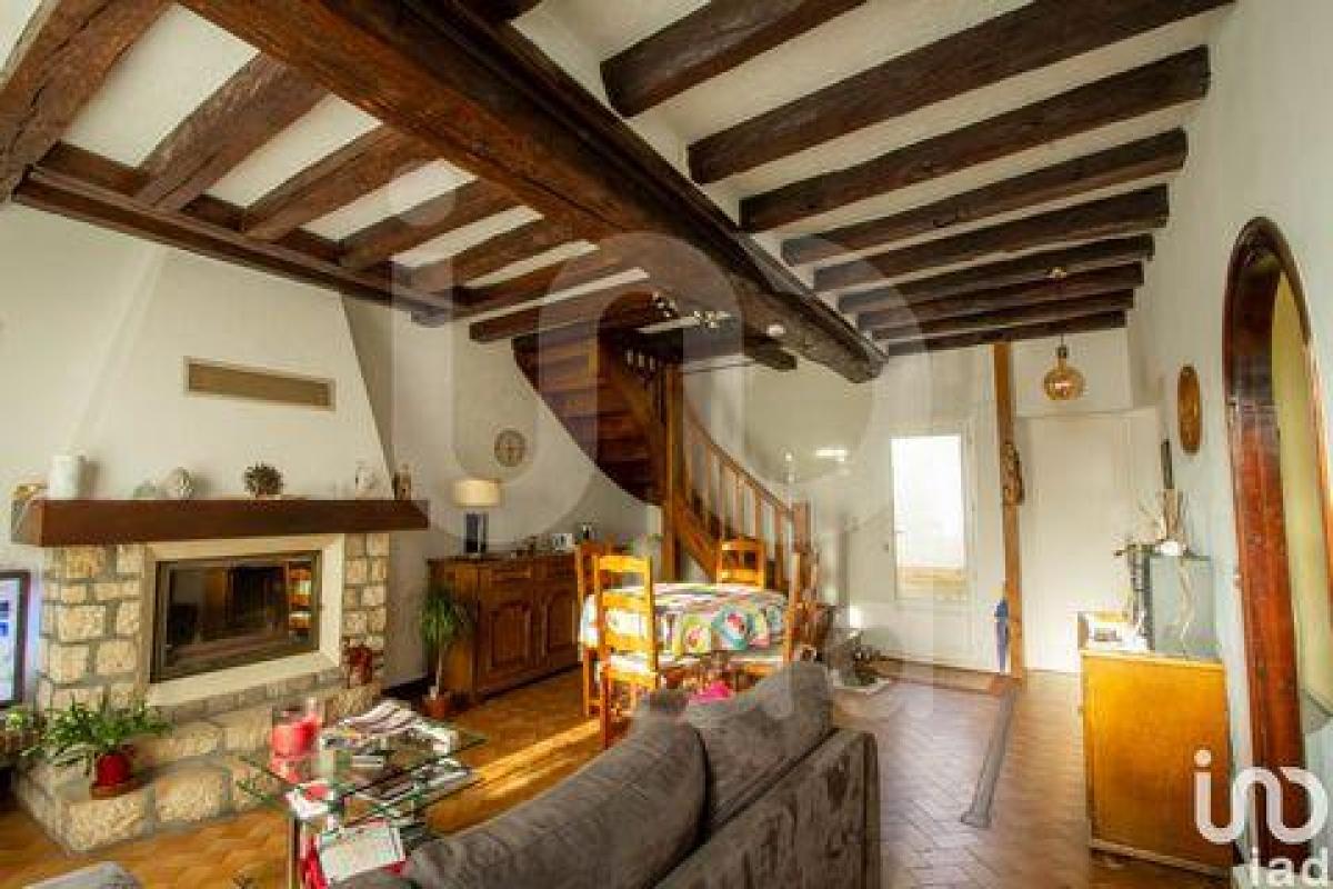 Picture of Home For Sale in Ladon, Centre, France