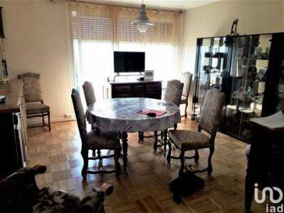 Condo For Sale in Beauvais, France