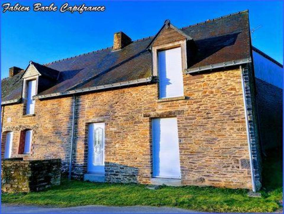 Picture of Home For Sale in Guer, Bretagne, France