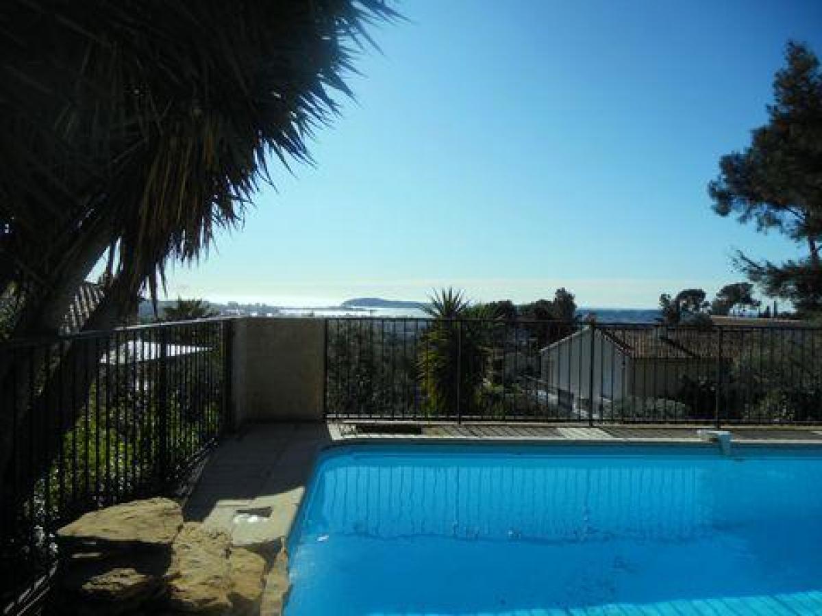 Picture of Home For Sale in Toulon, Provence-Alpes-Cote d'Azur, France