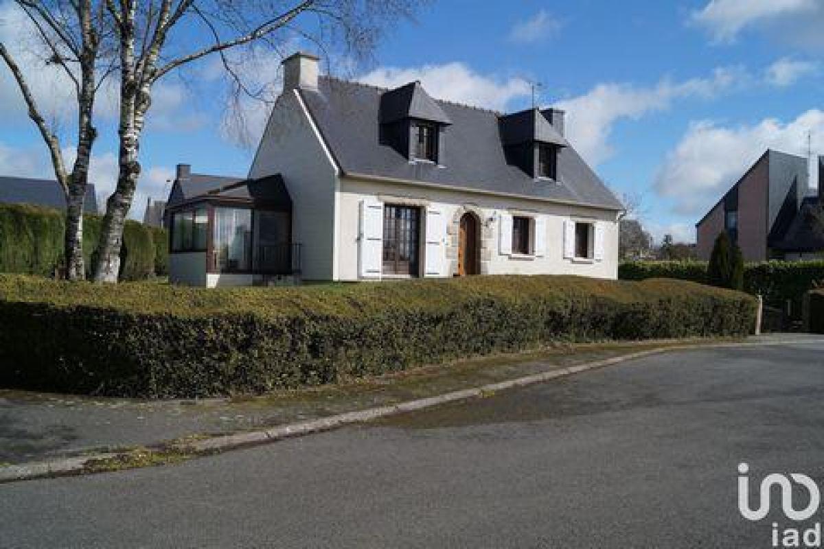 Picture of Home For Sale in Corlay, Bretagne, France