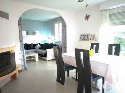 Home For Sale in Carlepont, France