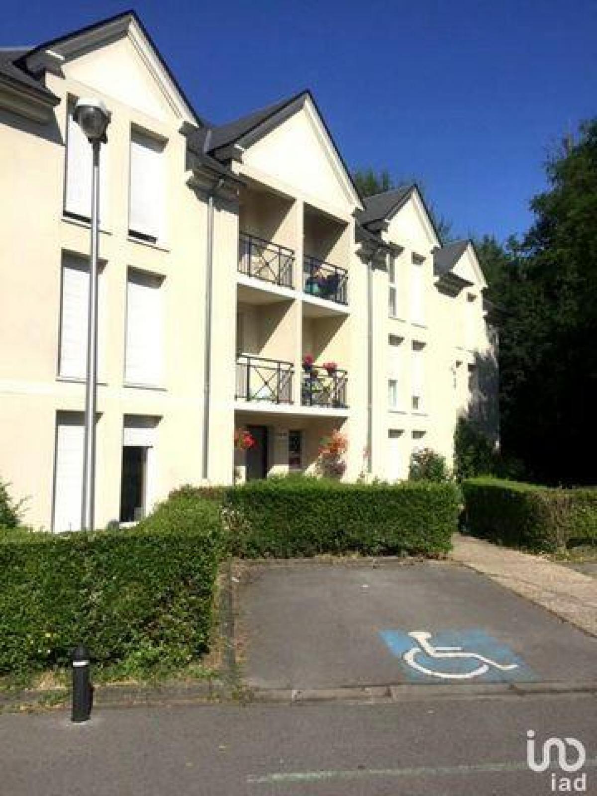 Picture of Condo For Sale in Creil, Picardie, France