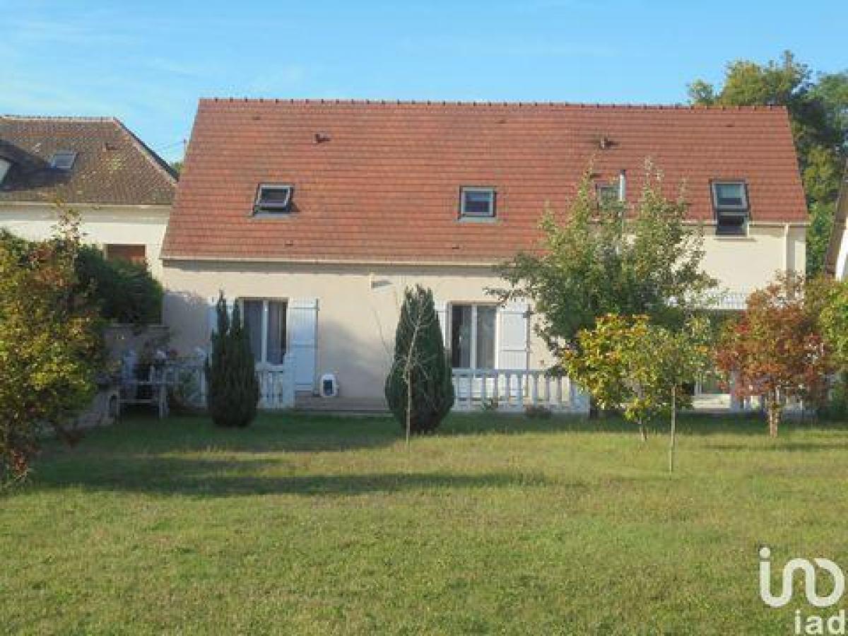 Picture of Home For Sale in Arville, Centre, France