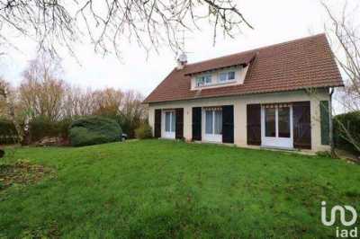 Home For Sale in Gambais, France