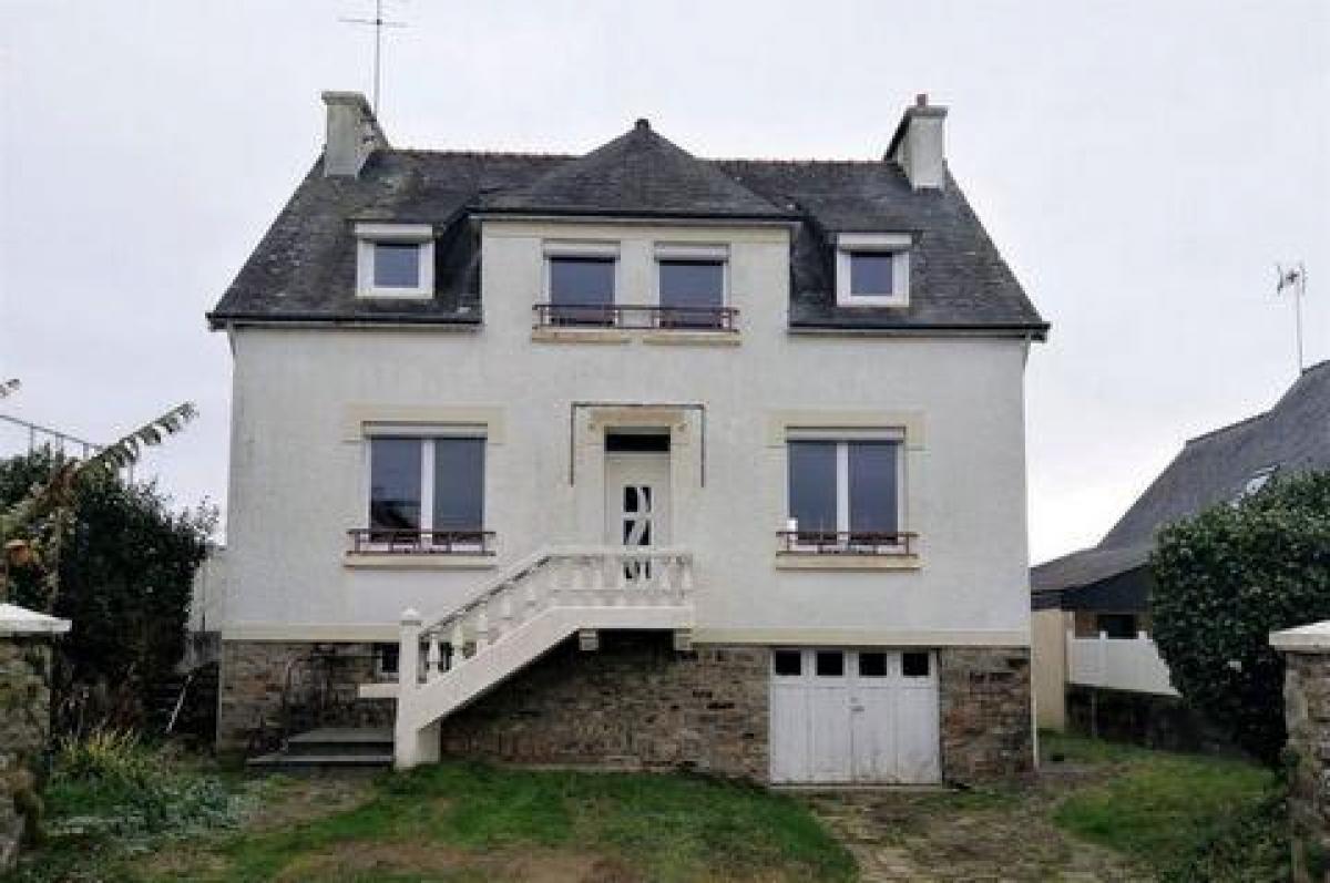 Picture of Home For Sale in Bannalec, Bretagne, France