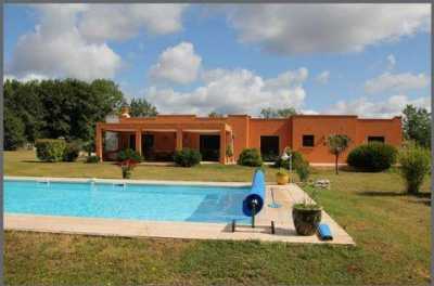Home For Sale in Coulaures, France