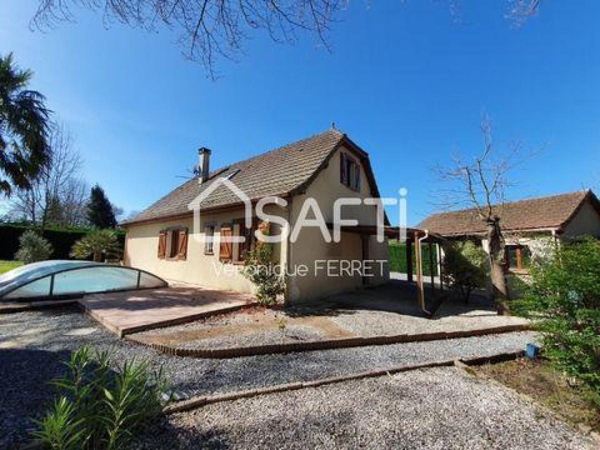 Picture of Home For Sale in Montardon, Aquitaine, France