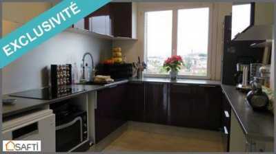 Apartment For Sale in Merignac, France