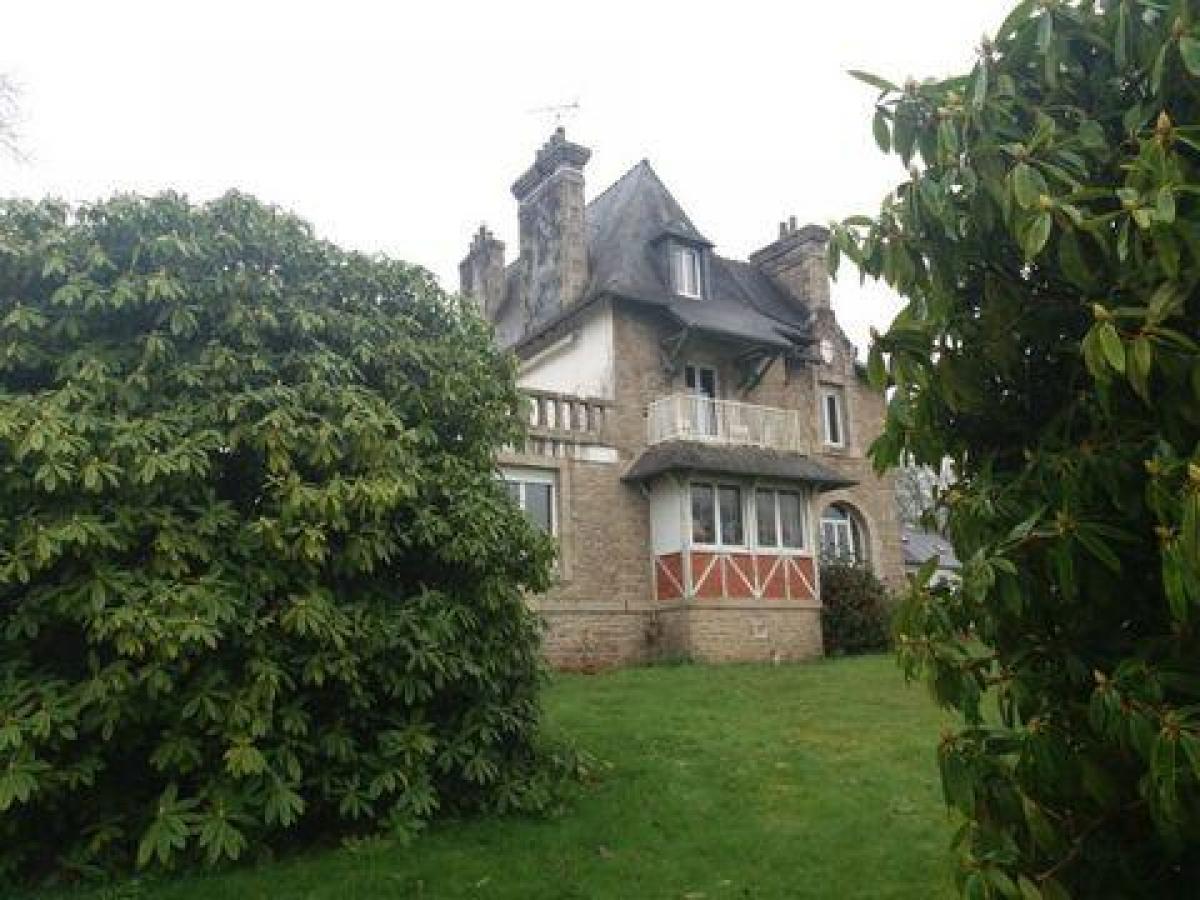 Picture of Home For Sale in Guerlesquin, Finistere, France