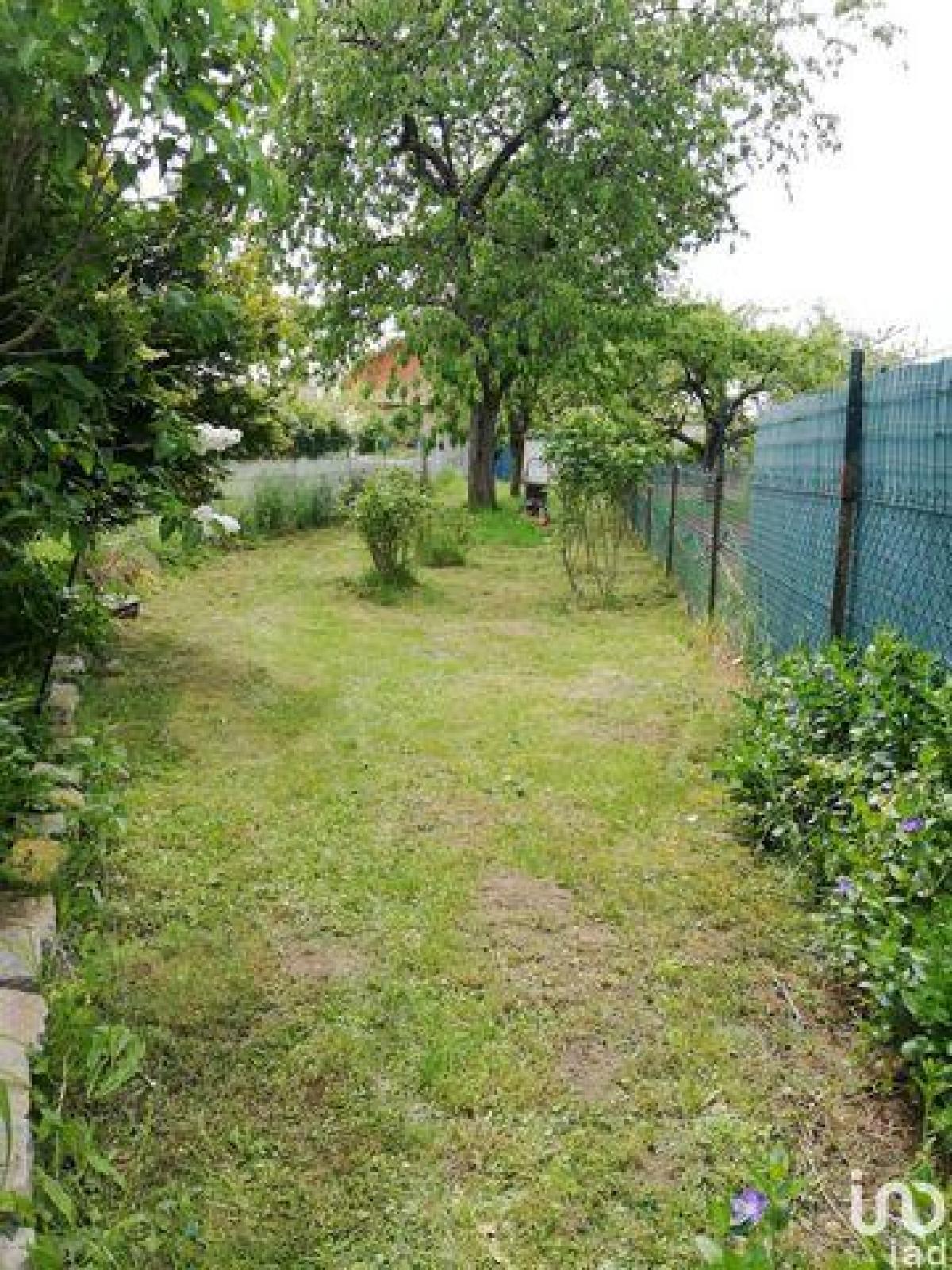 Picture of Home For Sale in Amiens, Picardie, France