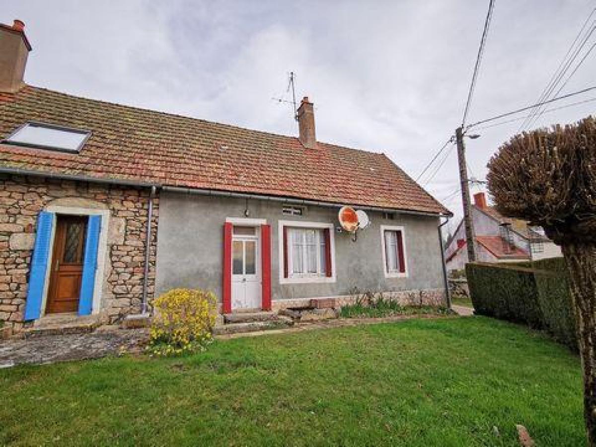 Picture of Home For Sale in Saulieu, Bourgogne, France