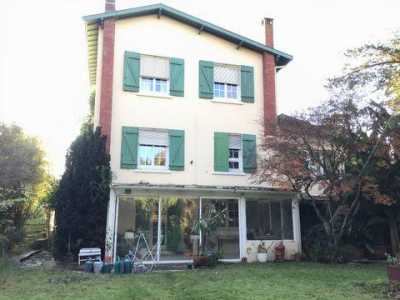 Home For Sale in Le Bouscat, France