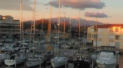 Apartment For Sale in 