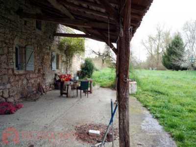 Farm For Sale in Mauvezin, France