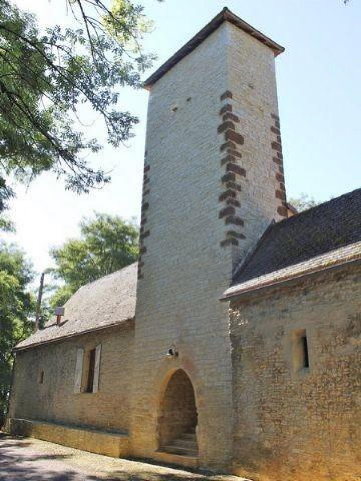 Picture of Home For Sale in Gourdon, Auvergne, France