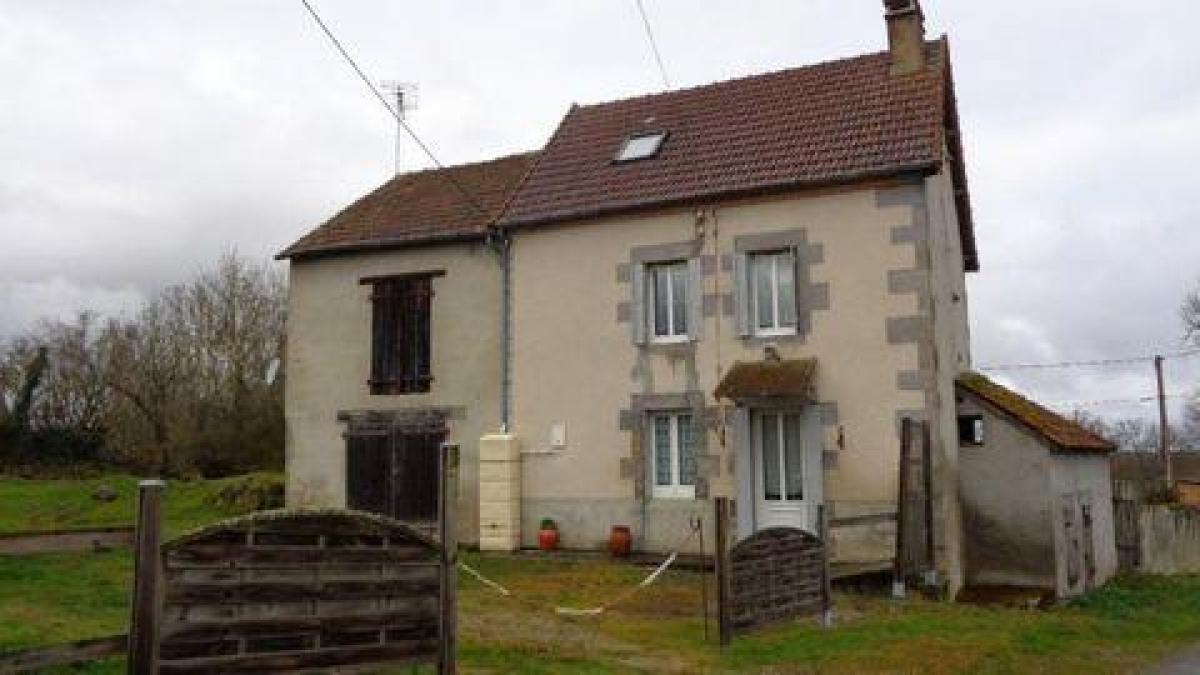 Picture of Home For Sale in Gouzon, Limousin, France