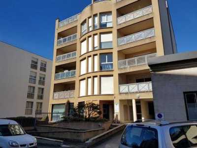 Condo For Sale in Brive-la-Gaillarde, France