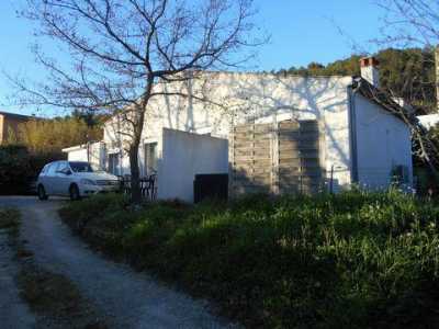 Retail For Sale in Velaux, France