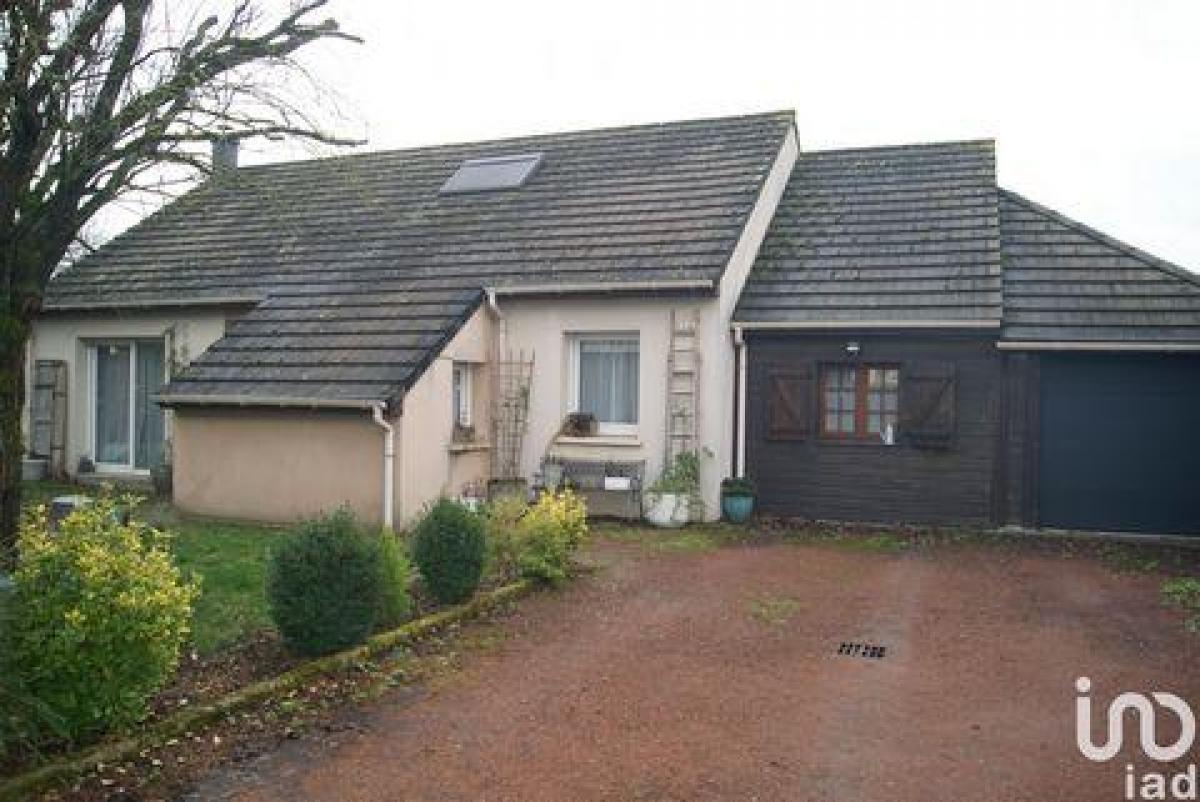 Picture of Home For Sale in Pannes, Centre, France