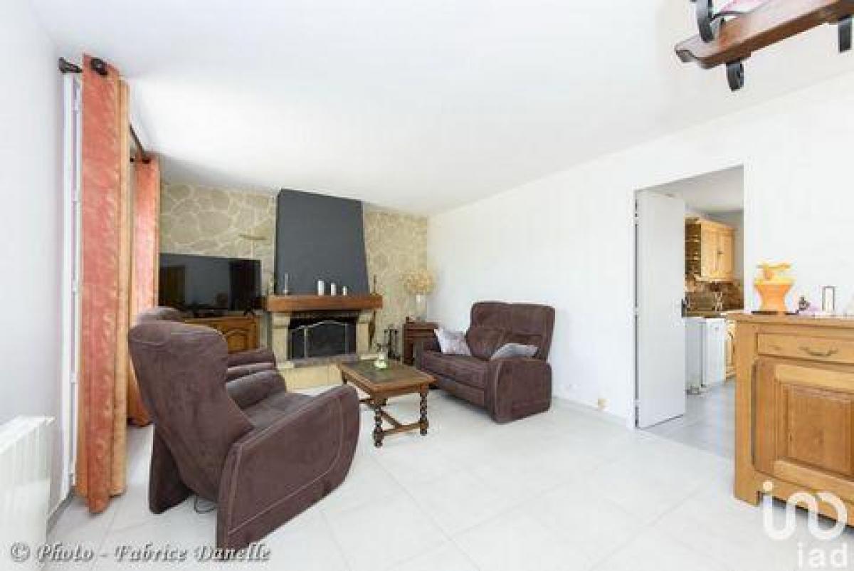 Picture of Home For Sale in Gallardon, Centre, France