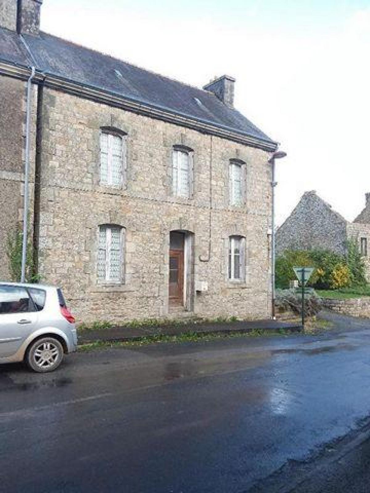 Picture of Home For Sale in Mellionnec, Cotes D'Armor, France