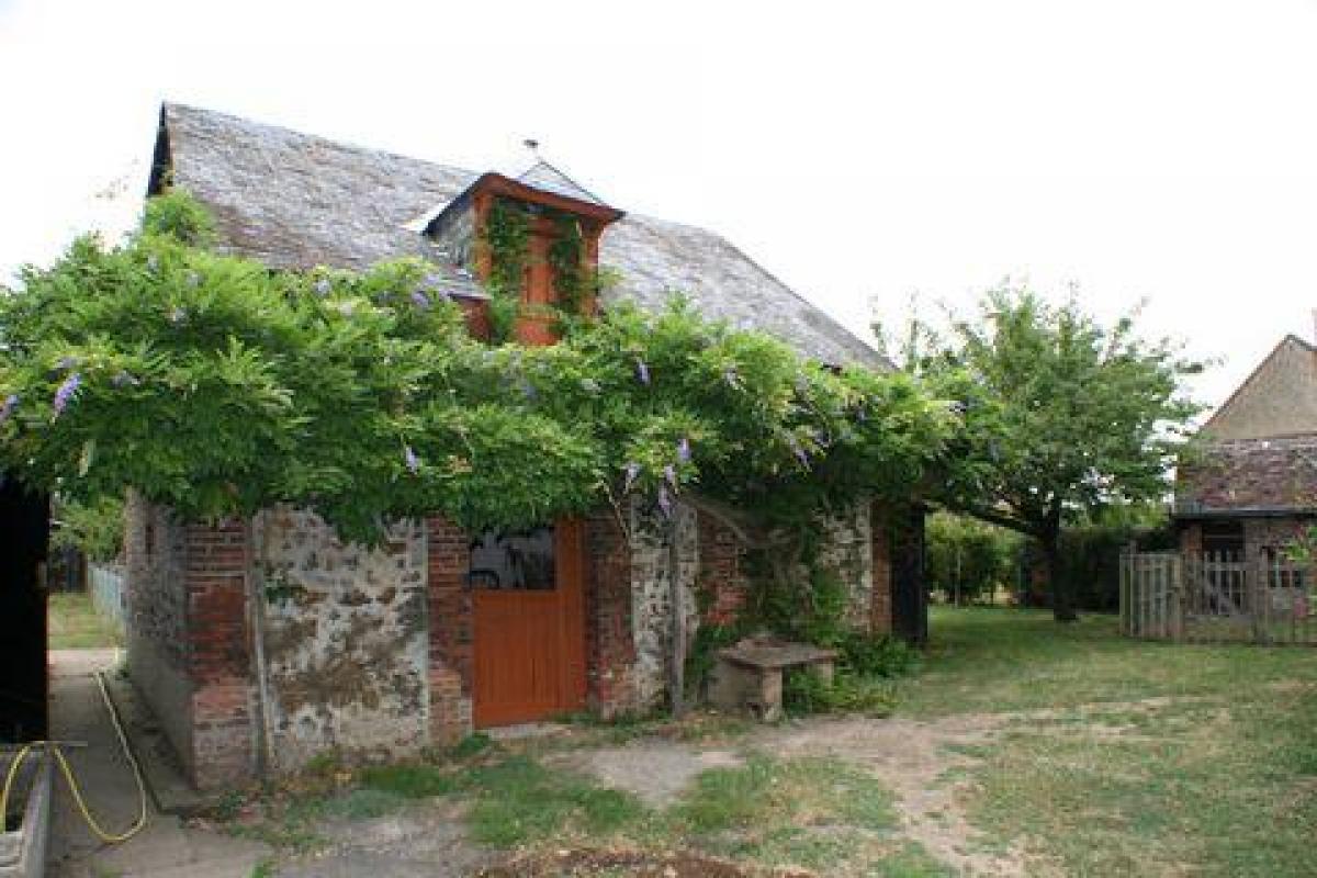 Picture of Home For Sale in Brou, Centre, France