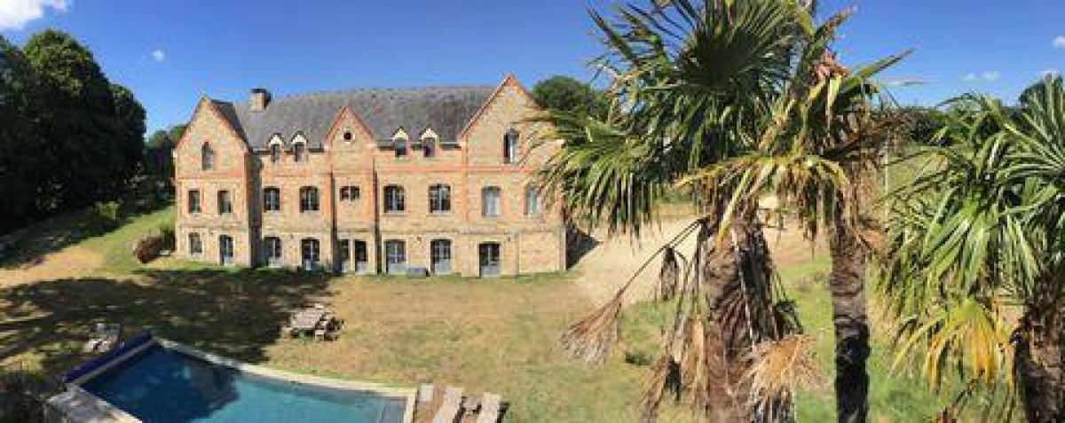 Picture of Home For Sale in Crach, Bretagne, France