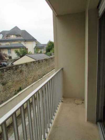 Condo For Sale in Dinan, France