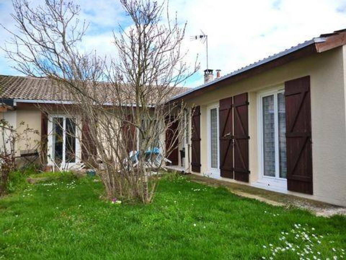 Picture of Home For Sale in Nangis, Bourgogne, France